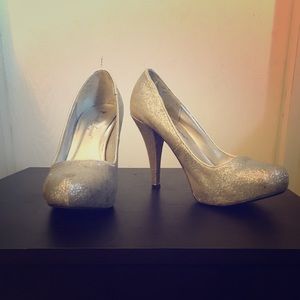 Sarah Jayne silver glitter heels